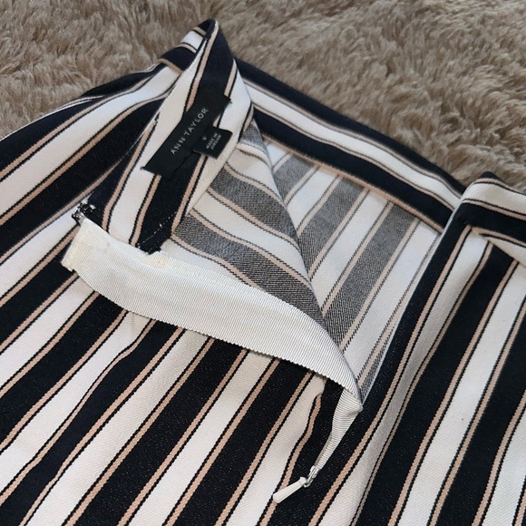 Ann Taylor Pinstripe Flounce Skirt 0 - Picture 11 of 15